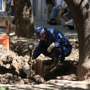 Mantenimiento de tuberías en comunidades de vecinos: cómo prevenir atascos y averías